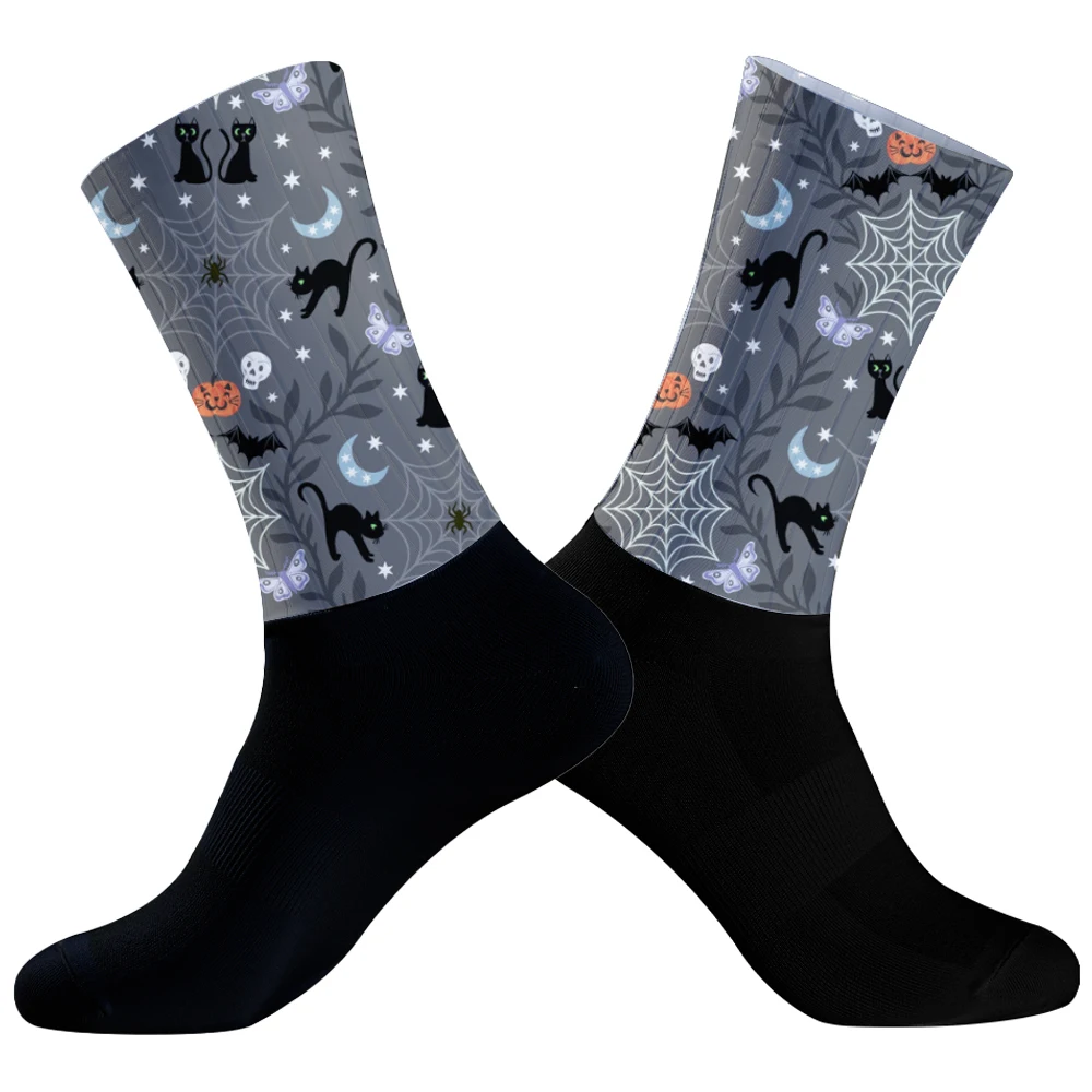 Women's Socks Spider Socks Bloody Hand Halloween Men's Socks Personality Bat Medium Tube Socks Skull