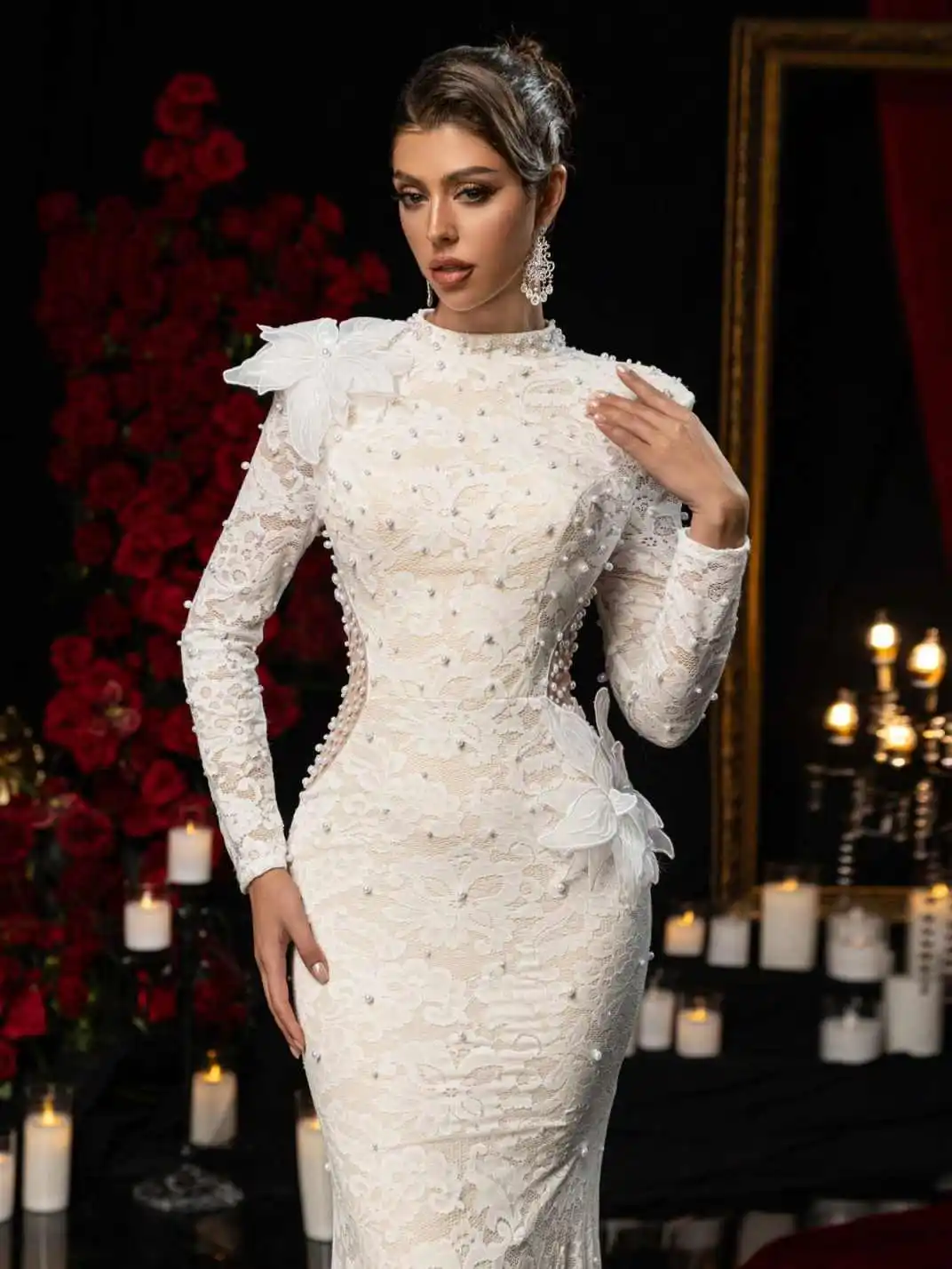 セクシーなマーメイドウェディングドレス真珠アップリケOネック長袖花嫁ドレスシースレーススイープトレインブライダルガウンカスタマイズ