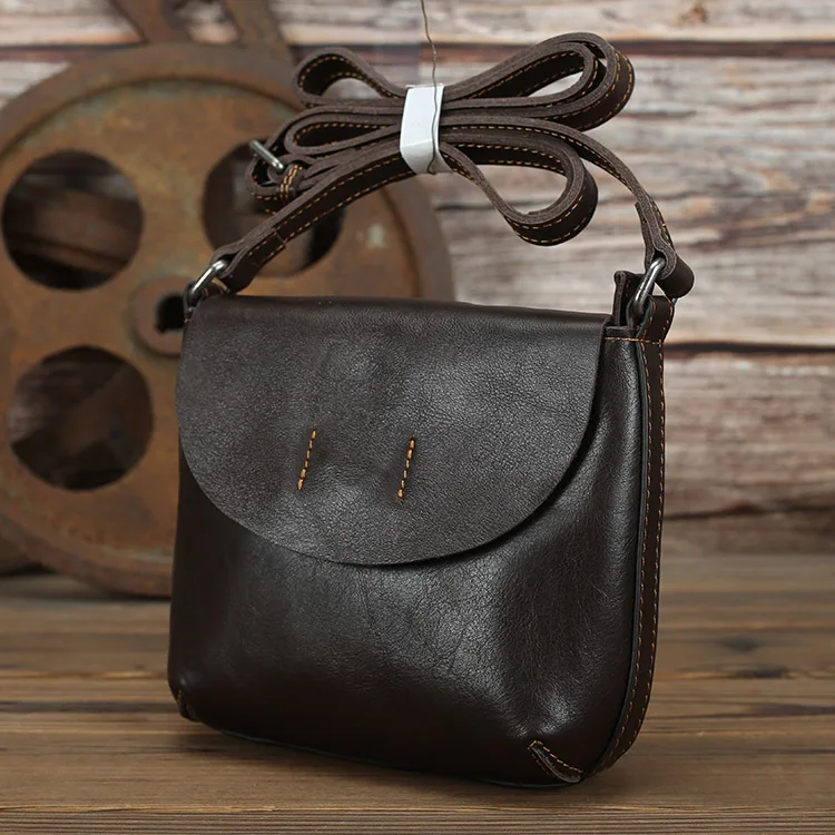 

Casual Chic Women's Crossbody Bag Top Layer Cowhide Leather Fashionable Genuine Leather Bag Retro Simple Ladies Small Bag