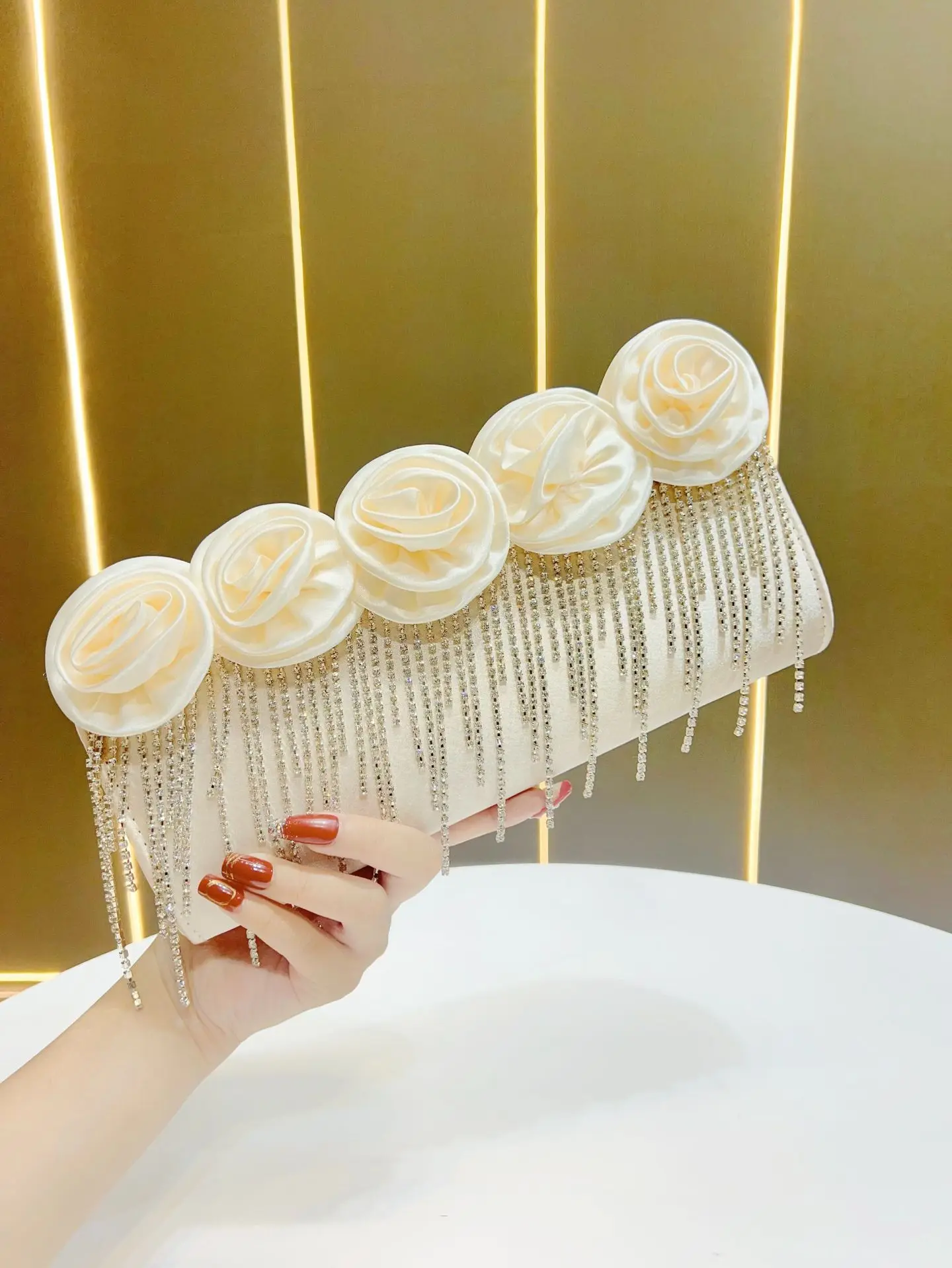 Neue Dinner-Tasche, Xiaoxiangfeng Clutch-Tasche, Bankett-Damentasche, Hochwertige Luxus-Ketten-Umhängetasche. – Detail 1