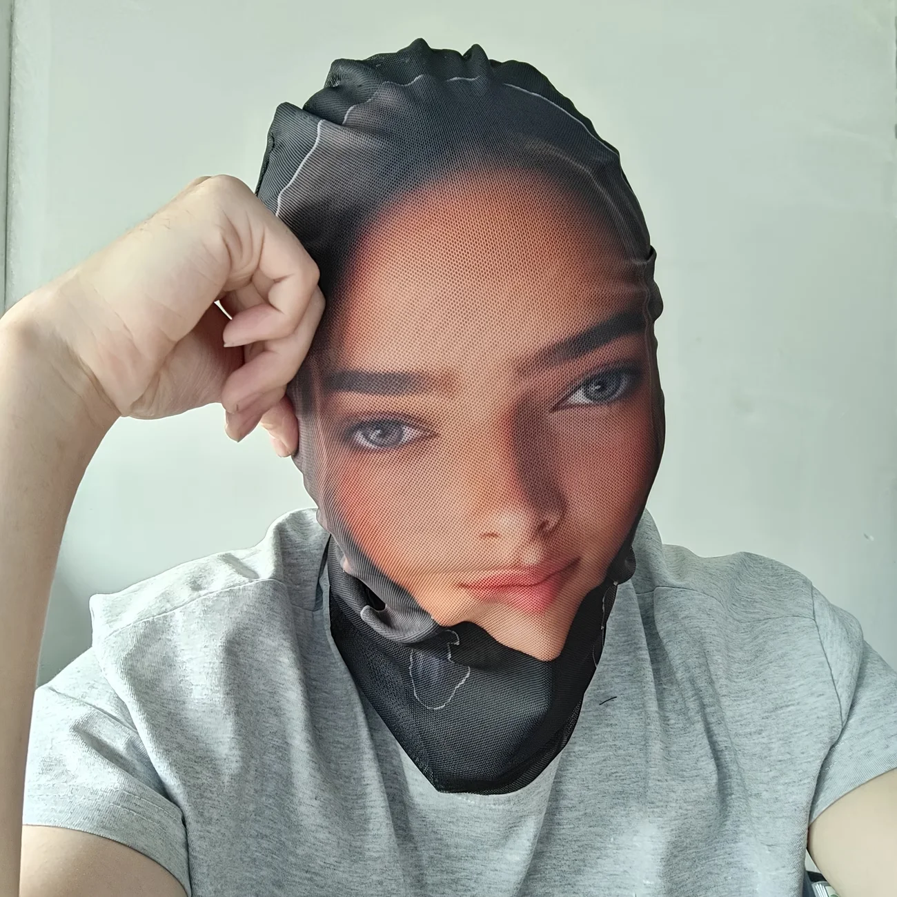 Maßgeschneiderte realistische Rollenspiel-Kopfbedeckung für Frauen, atmungsaktive Mesh-Vollgesichtsmaske – elastisches Material, geeignet für alle Jahreszeiten, Halloween/Weihnachten, Karneval, Valentinstag, Cosplay-Requisiten, Street-Style-Partymaske – Detail 2