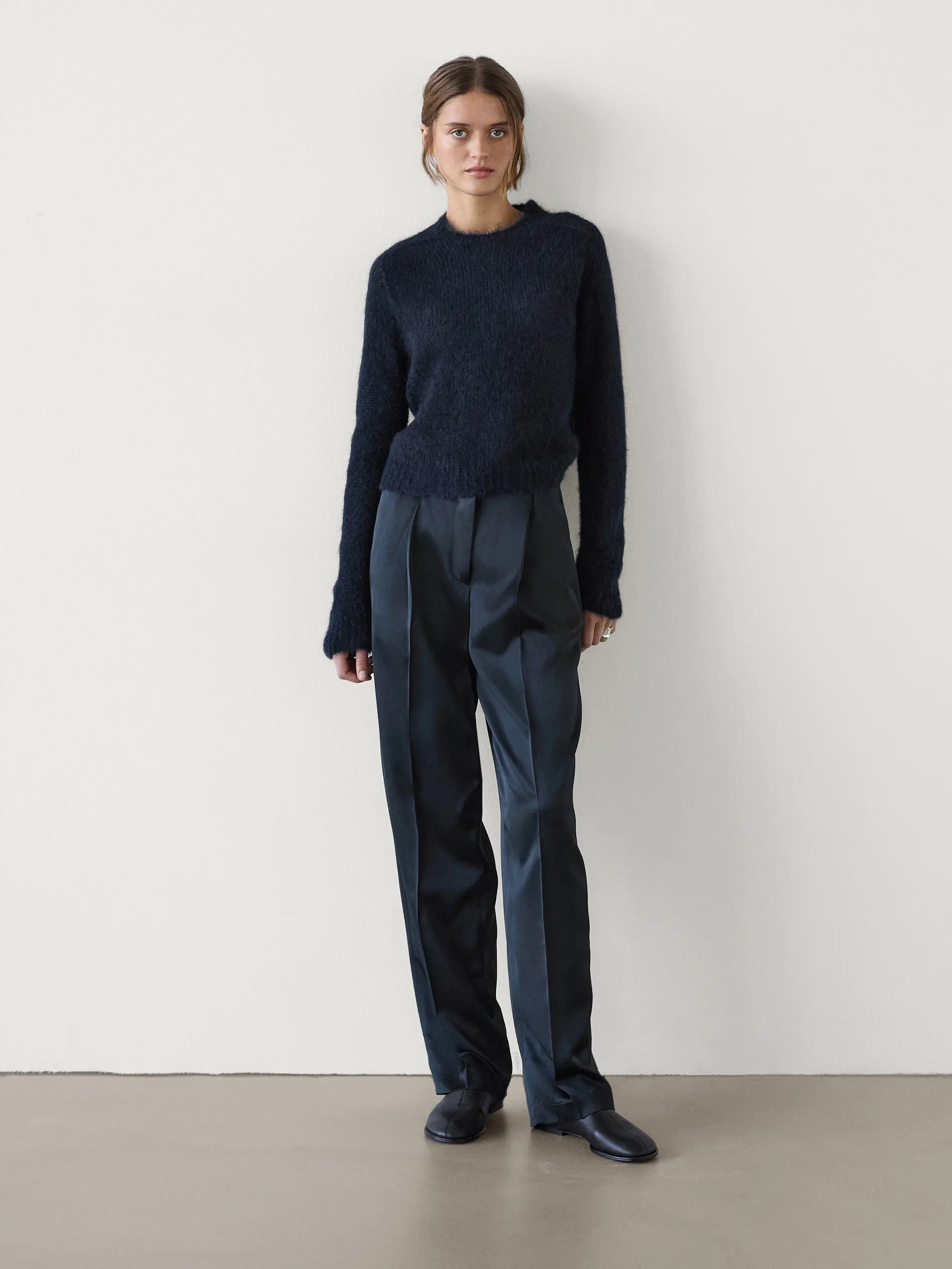 

Ethereal MD 2025 Massidutti, осенний новый стиль, женский повседневный вязаный свитер с длинными рукавами и круглым вырезом для ленивых