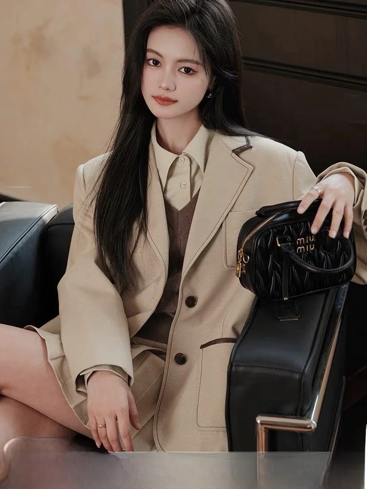 Elegance College Style Set Men's Fashion Ensemble Plum Blossom Matures Winter Collection Three Piece Suit Brand New Arrival