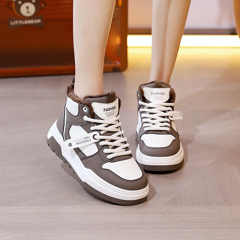 

Высокие теплые туфли на толстой подошве, зима 2025 года, повседневная бархатная спортивная вулканизированная женская обувь с цветными блоками, кроссовки на платформе