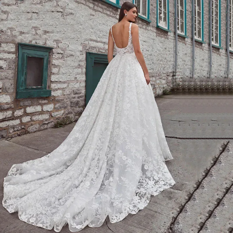 

Lace A Line White Women's Wedding Dress Sexy Strap Sleeveless Ruffles Train Beach Garden Birthday Long Bridal Gown Skirt Robes