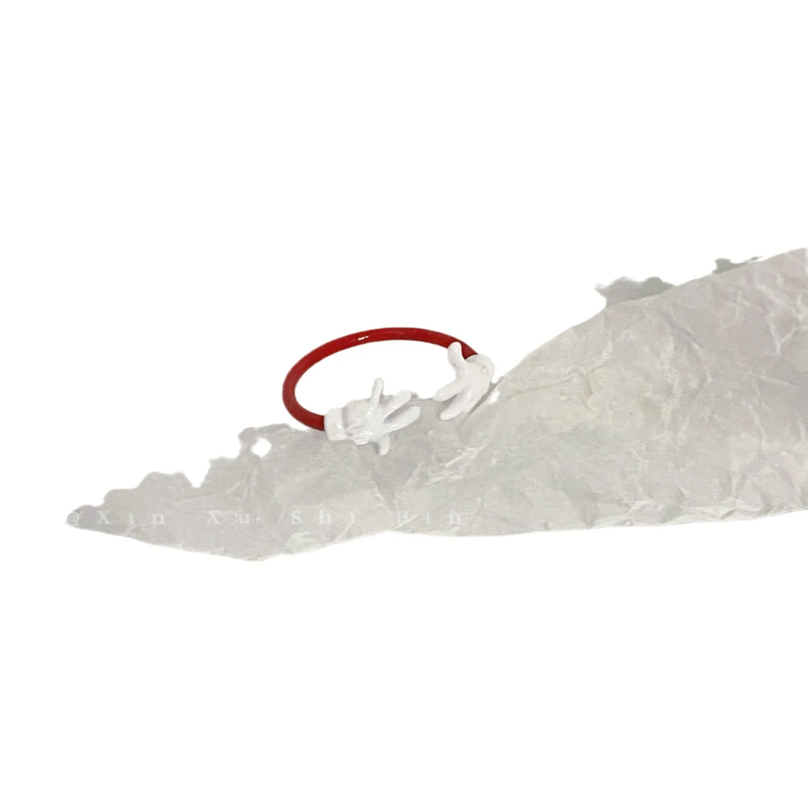 Anillo de Mickey de dibujos animados de libro rojo de Disney, diseño de nicho, estilo exquisito, anillo de joyería Evergrande con forma de corazón para chica