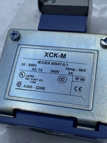 Brand New Original  ZCK-M1 ZCK-D15 ZCK-Y15 Limit Switch  (XCKM ZCKM1 ZCKD15 ZCKY15) XCKM115 Fast Delivery