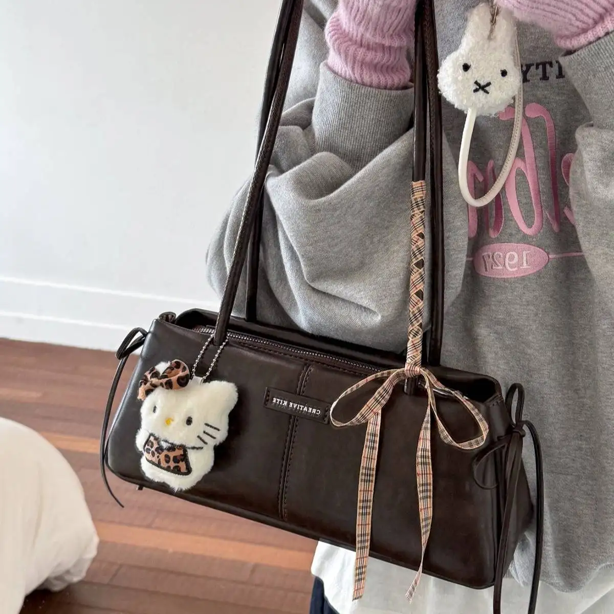 Retro Small Bag Women's Commuter Versatile Shoulder Underarm Fashion Handbag French Bread Bag Urban Minimalist Style PU Leather