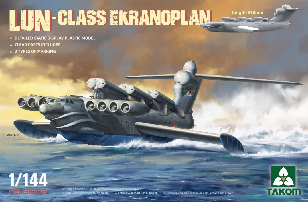 TAKOM Assembled Aircraft Model Kit 3002 Ground Effect Aircraft Lun- Class Ekranoplan 1/144