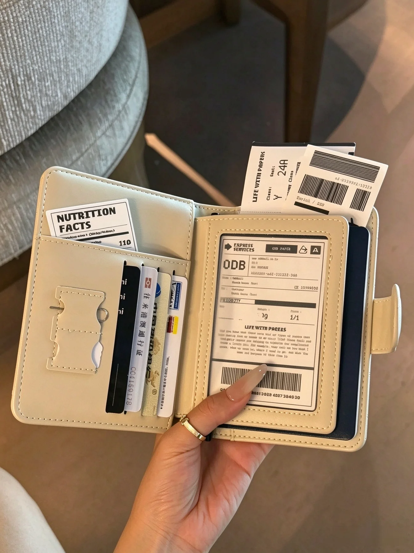 porta-passaporto-in-pelle-borsa-multifunzione-per-documenti-di-viaggio-e-carte-design-semplice-e-versatile-con-scomparti-per-uomini-e-donne