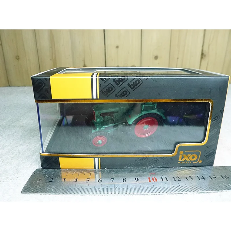 Diecast Schaal 1:43 Legering Ackerdiesel A25 Een Klassiek Tractormodel Eindproduct Simulatie Speelgoedcollectie Statische weergave