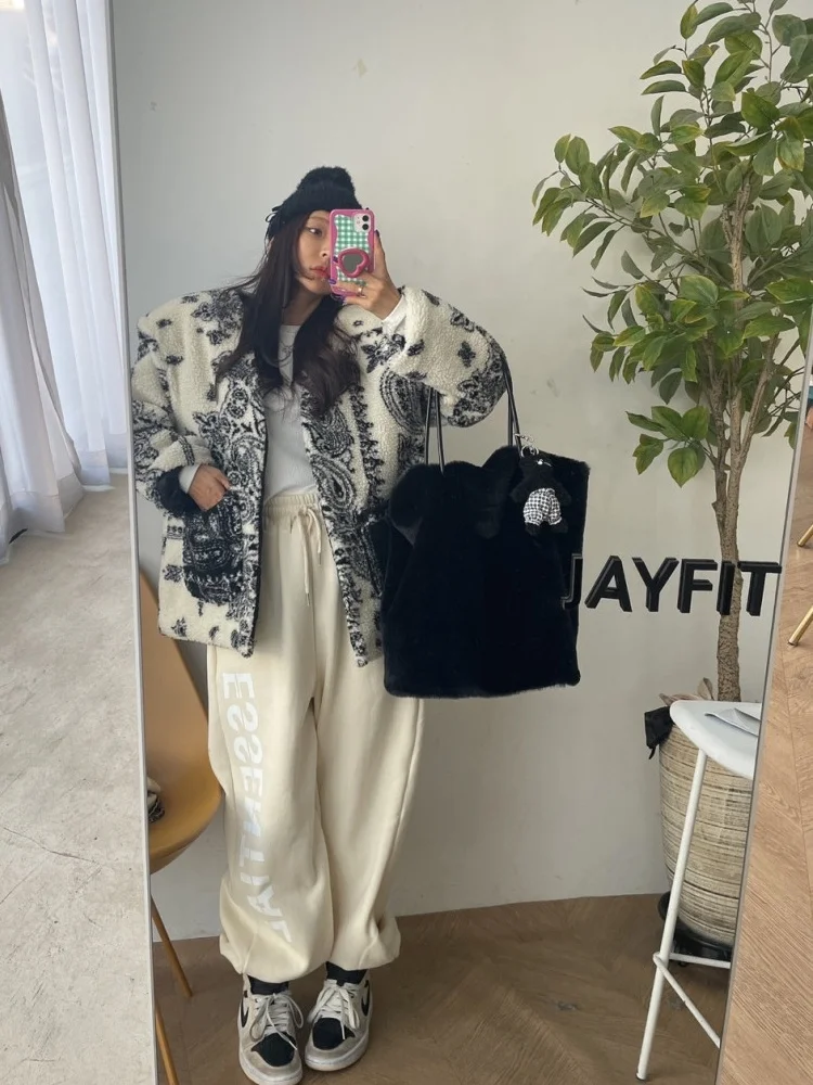 Women's Loose Fit Lamb Fur Jaet with Big kets Thiened Cotton Warm Autumn Winter Outerwear V-Ne Commute Sle