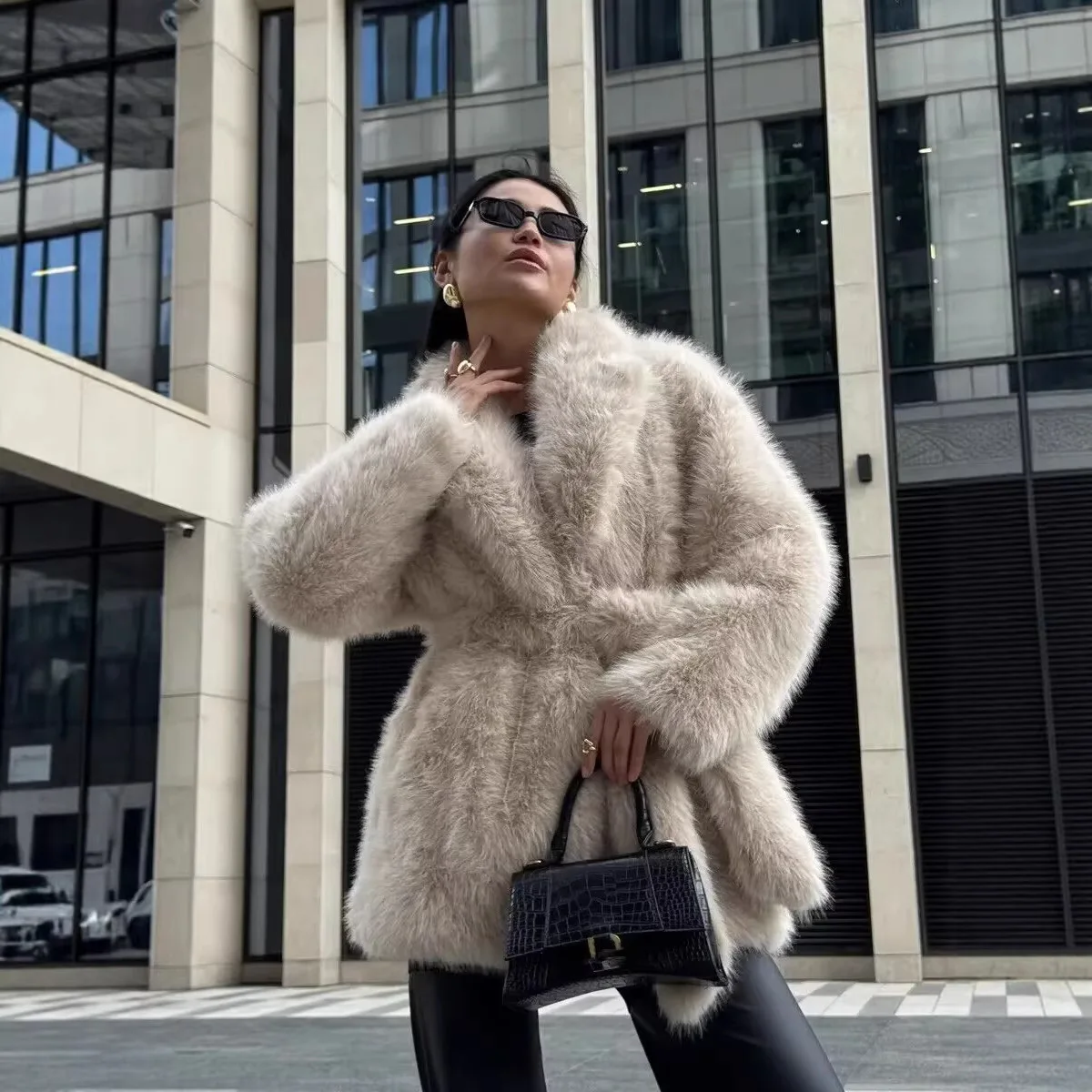 2026 Women's Winter New Thick Faux Fur Coat Suit Collar Belt Medium Long Plush Jacket