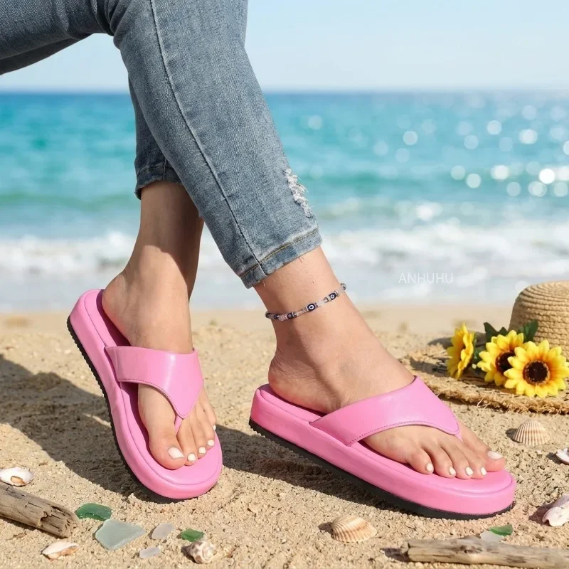 

Женские шлепанцы на платформе, сандалии-вьетнамки, повседневные пляжные летние сандалии, легкие, удобные, с мягкой подошвой, модные тапочки без застежек