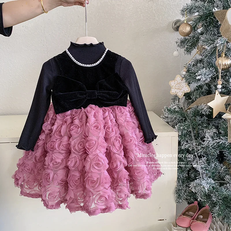 عنصر جديد للفتيات على الطراز الكوري لخريف وشتاء 2025 مع قاعدة قطيفة وفستان شبكي وردي قطيفة طقم مكون من قطعتين