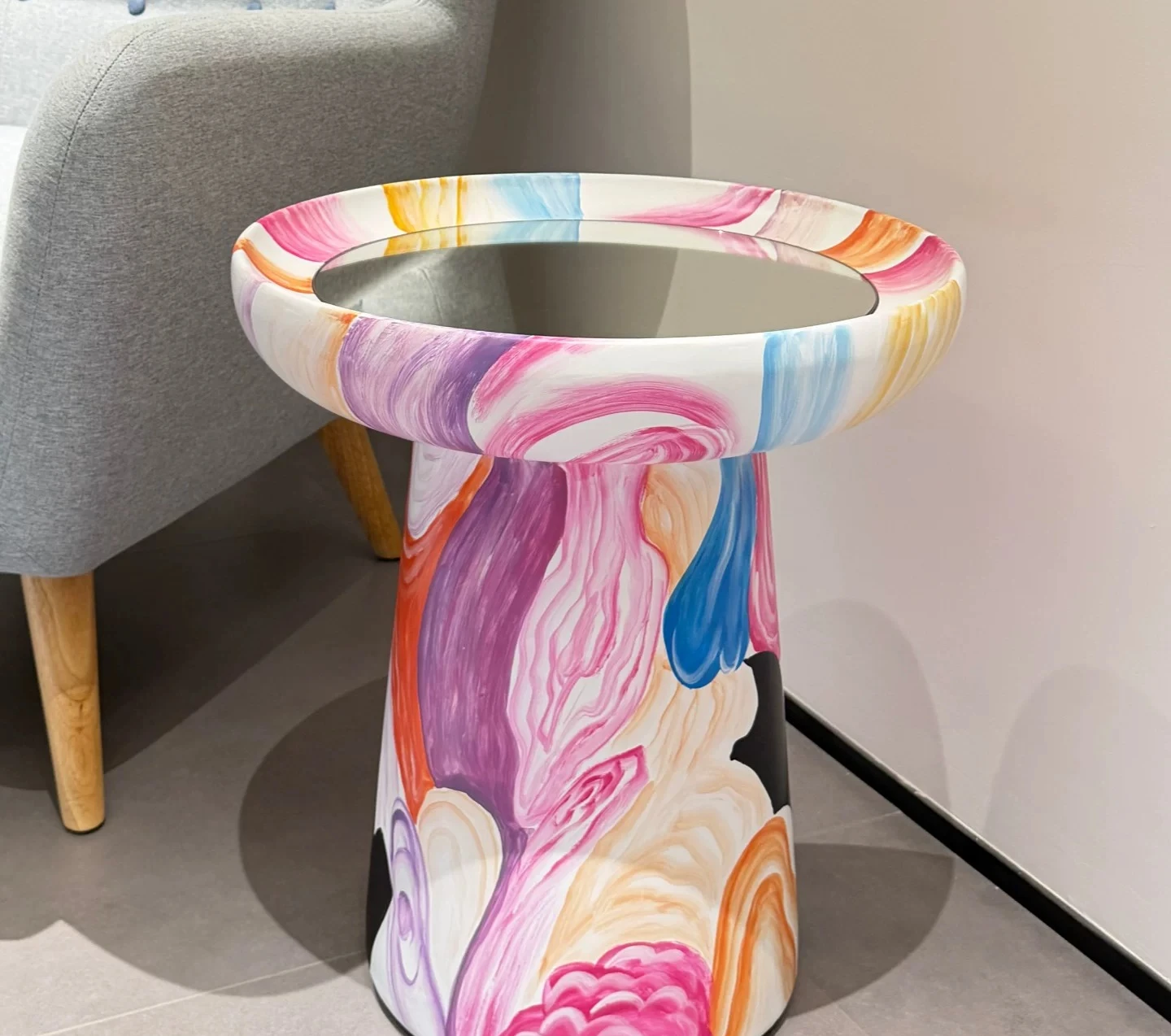 Creative hand-painted graffiti round edge table modern designer art small coffee table