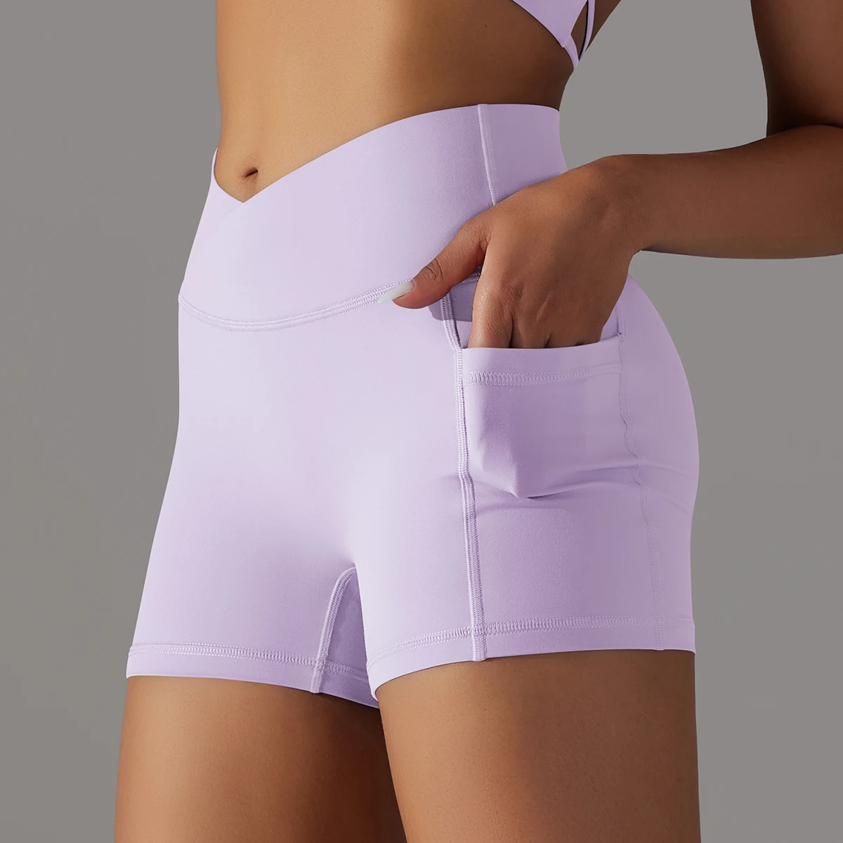 Cross Waist Naked Feel Yoga Shorts Women Gym Shorts Fitness Runnning Cycling Shorts Scrunch Butt Squat Proof Shorts With Pocket