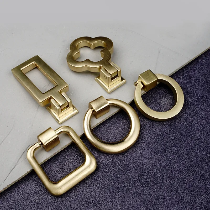 Golden Brass Brushed Furniture Handle Zinc Alloy Kitchen Cabinet Door Handle Luxury Single Hole Wardrobe Drawer Knob