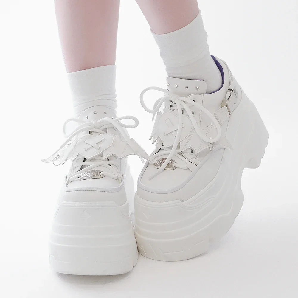 white 9cm