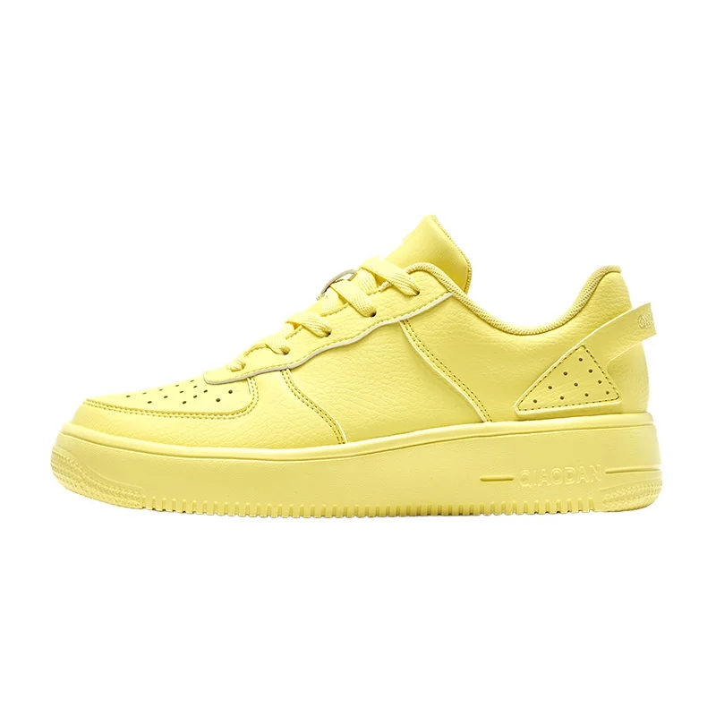 

QIAODAN Sneakers Spring New Women 2025 Color Breathable Leather Stitching Skateboard Shoes Female Casual Versatile XM2690550B