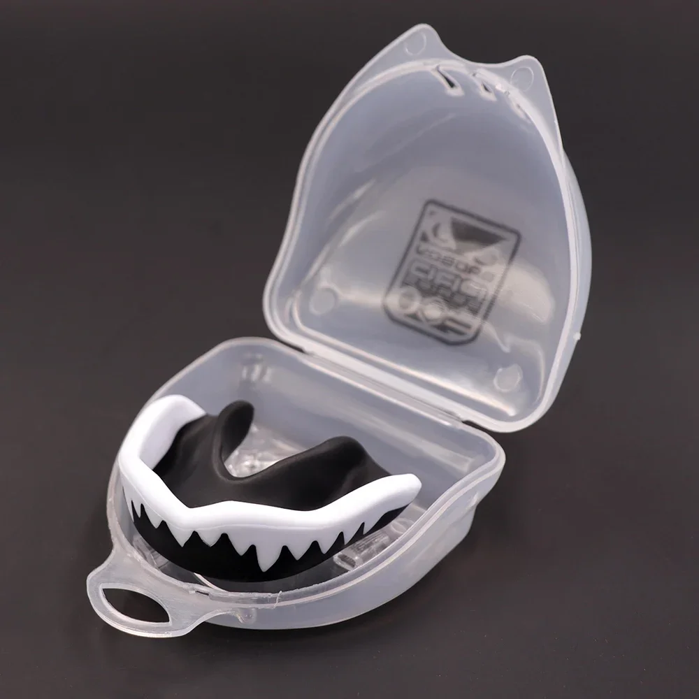 Boil and Bite Sports Mouth Guard, EVA Gumshield for Boxing MMA Wrestling Football Rugby, Slim Fit Comfort Teeth Protection Mouth