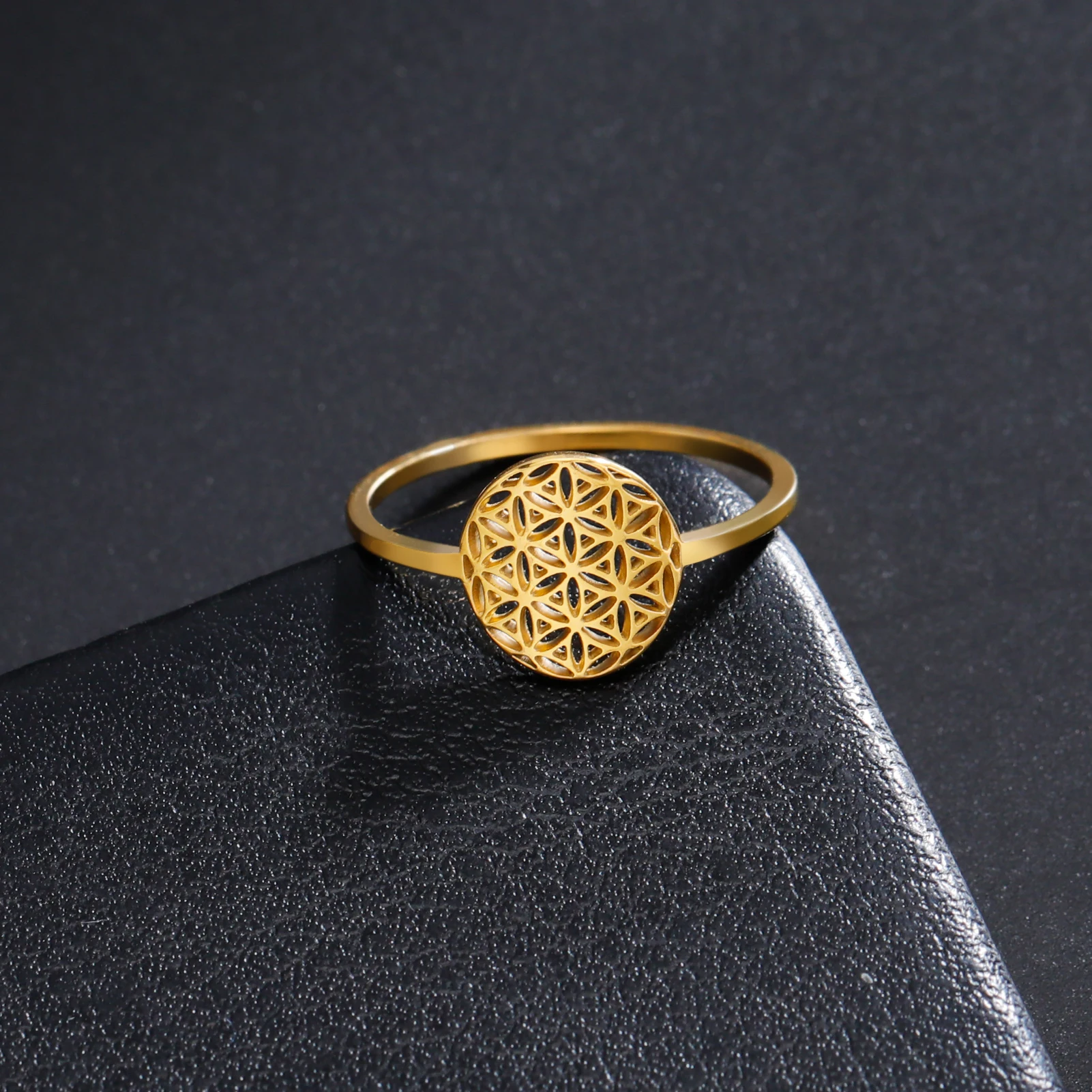 Skyrim Women Flower of Life Ring Stainless Steel Sacred Geometry Rings Vintage Amulet Jewelry Birthday Gift New In Wholesale