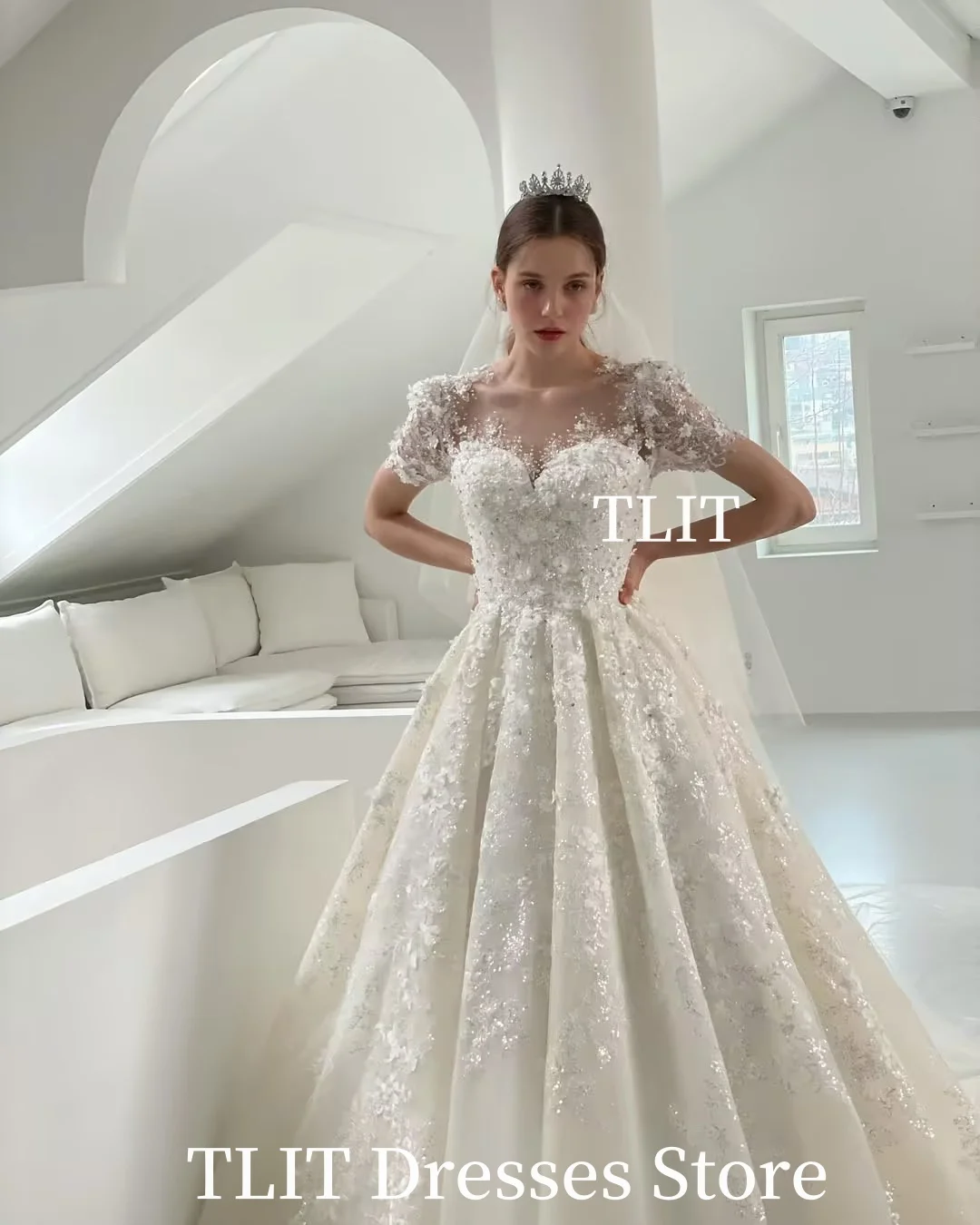 TLIT Elegant Floral Appliques Wedding  Dress Photo Shoot Sweetheart Sweep Train Bridal Gown Customized Corset Evening Dresses