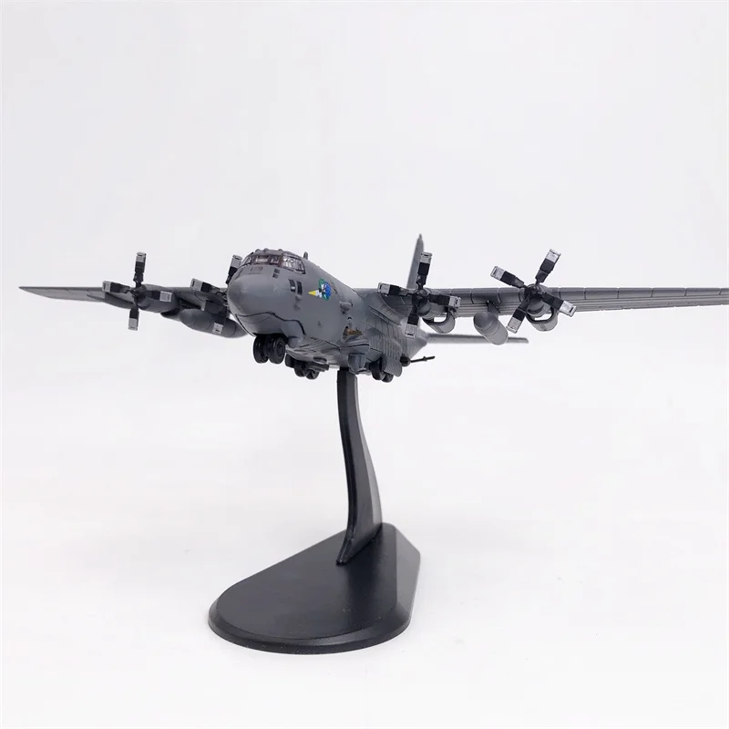 1:200  Model parts of American AC130 heavy ground combat aircraft  Alloy finished product collection model