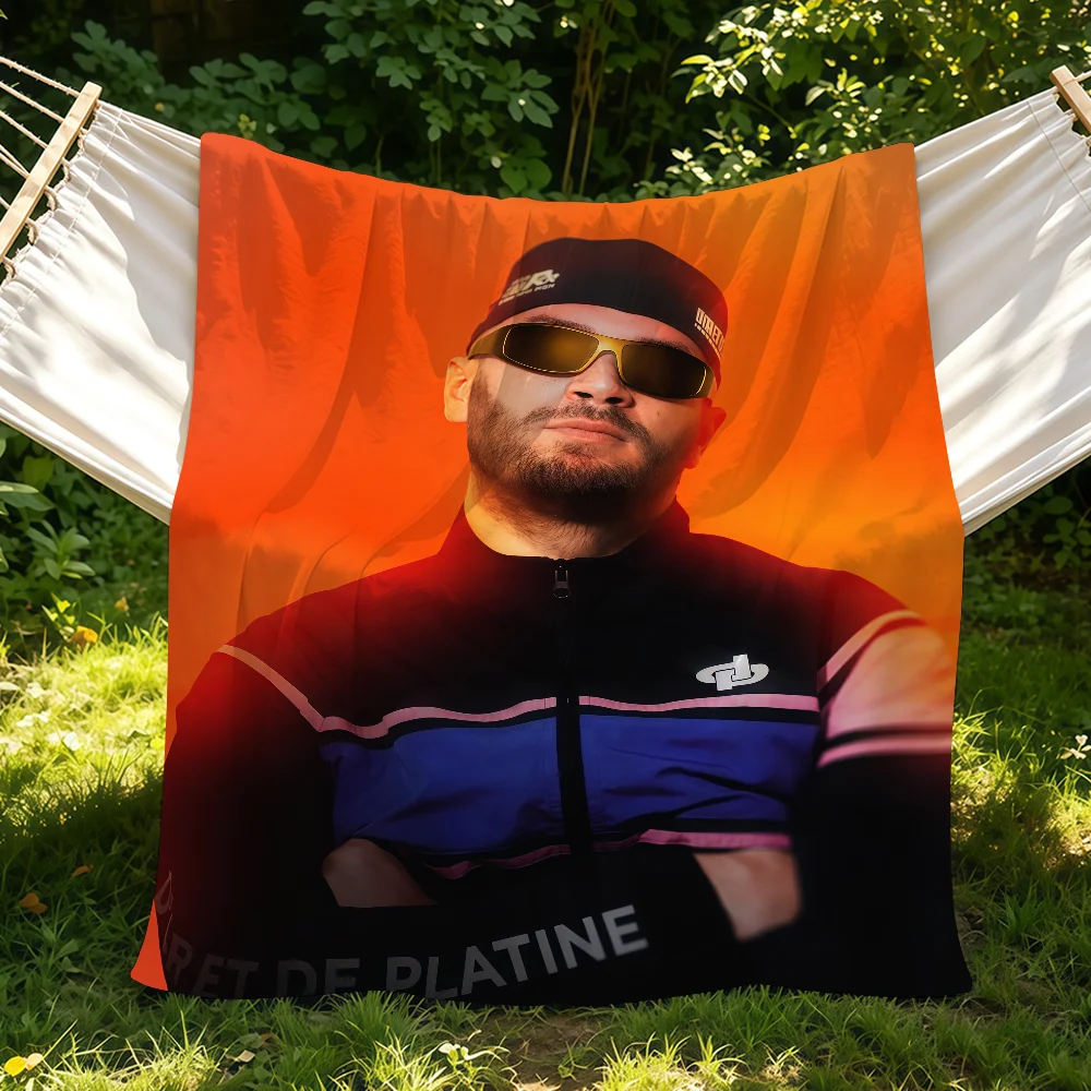 Rapper J-JUL Oubliez-moi Blanket Suitable For Sofas Beds Offices Cars Outdoor Travel An Ideal Gift For Friends Family