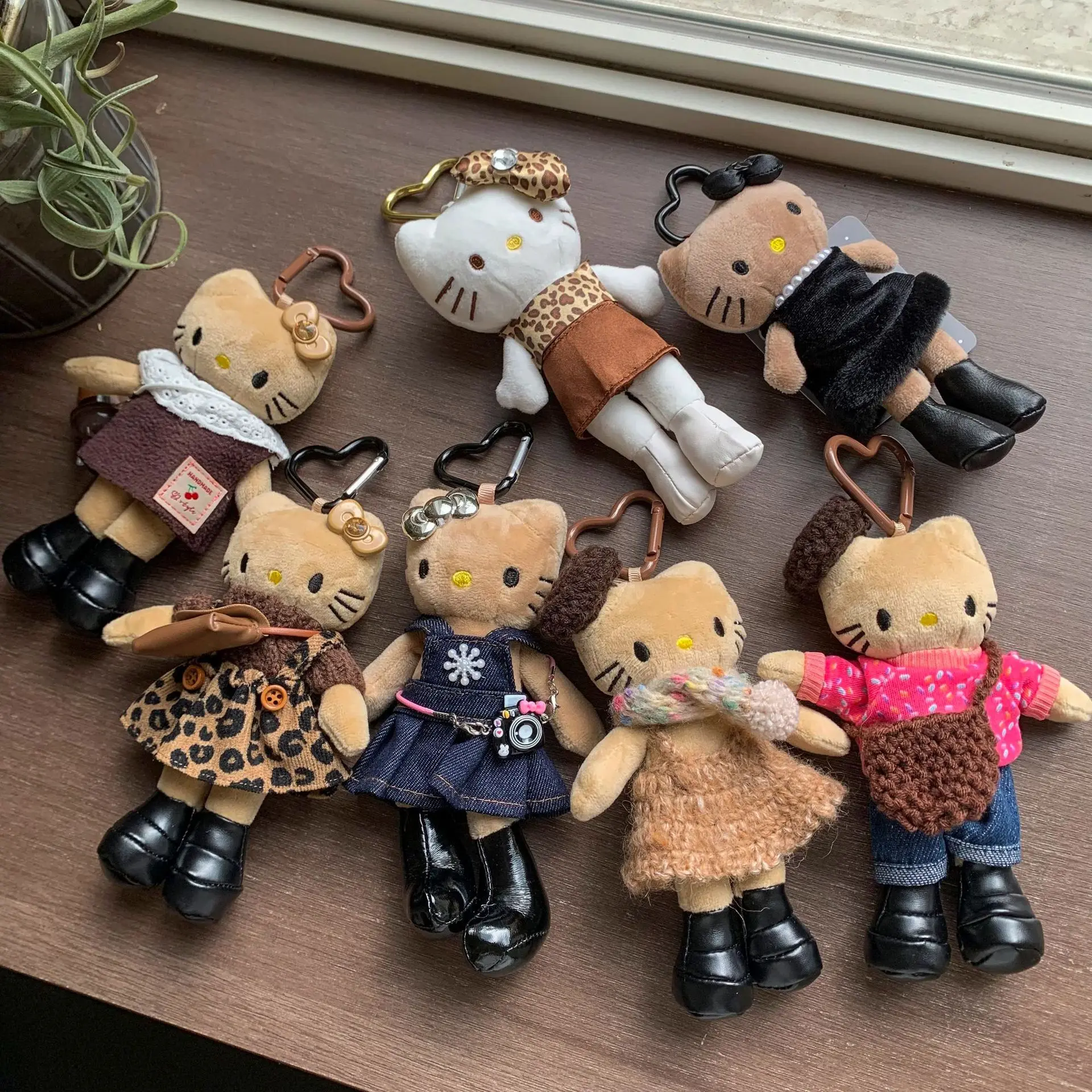 

DIY ручной работы с длинными ногами Hellokittys Dress Up Свитер Jk Плюшевая кукла Сумка для девочек Подвеска Милая мультяшная детская одежда Платье Брелок