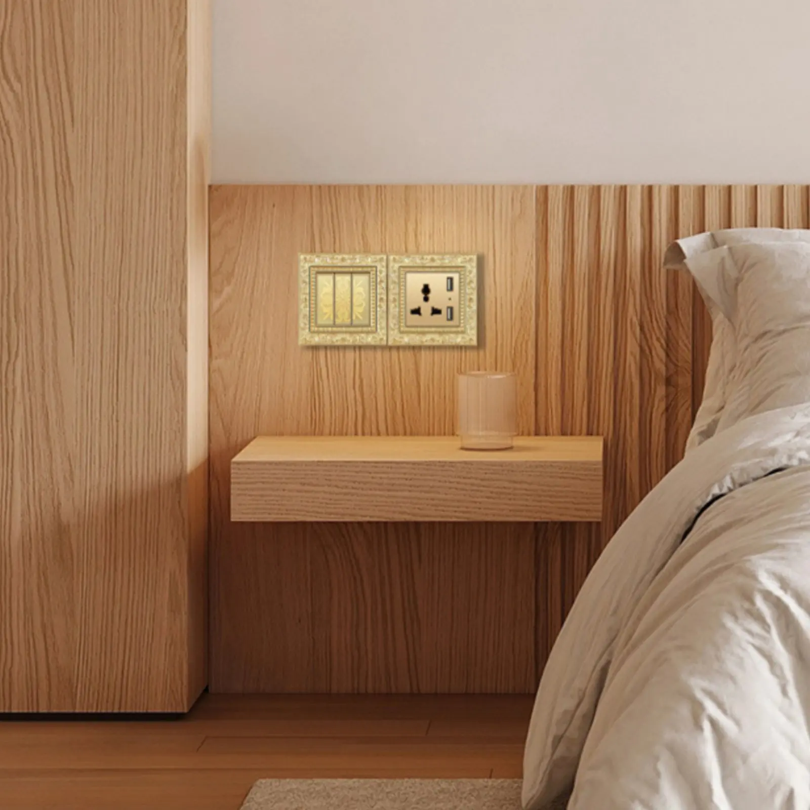

Brass Socket with USB Decorative Carved Frame UK Plug Wall Socket Universal Power Outlet