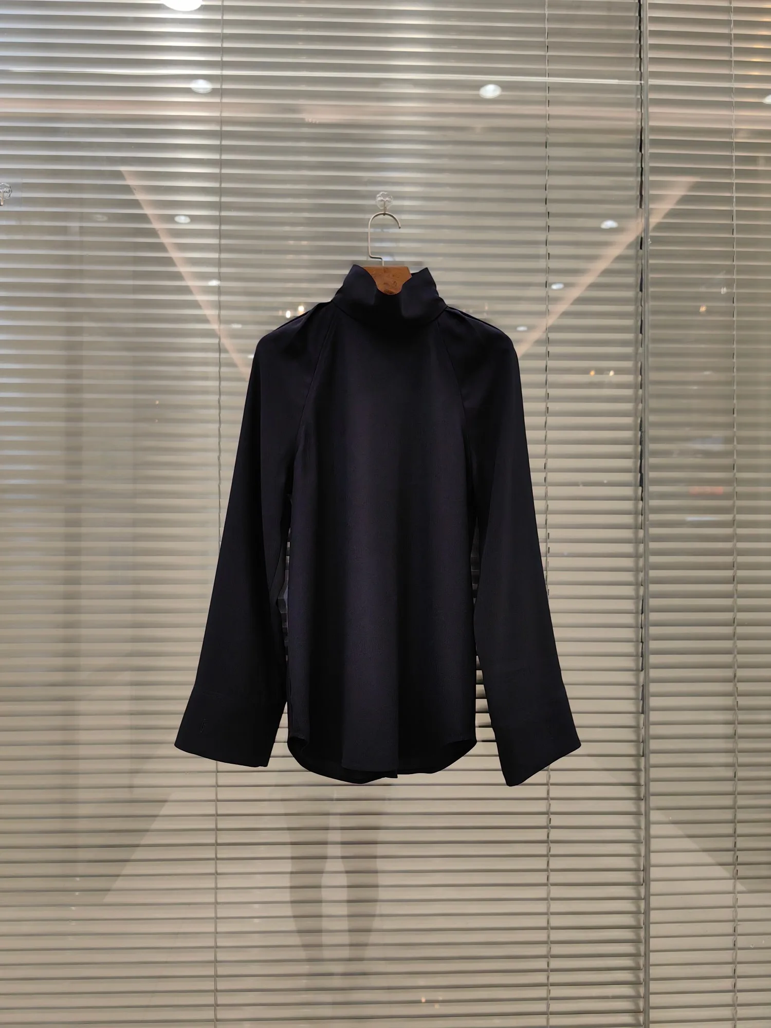 

Spring Navy Blue Black Long Sleeve Blouse