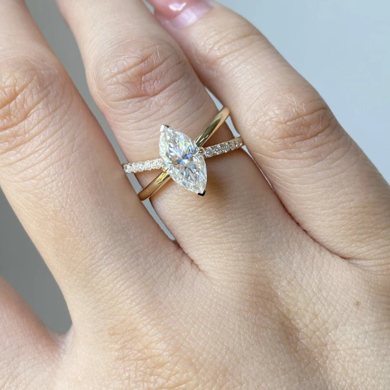 Fashionable temperament inlaid with horse eye zircon, niche design, versatile and exquisite, personalized index finger ring