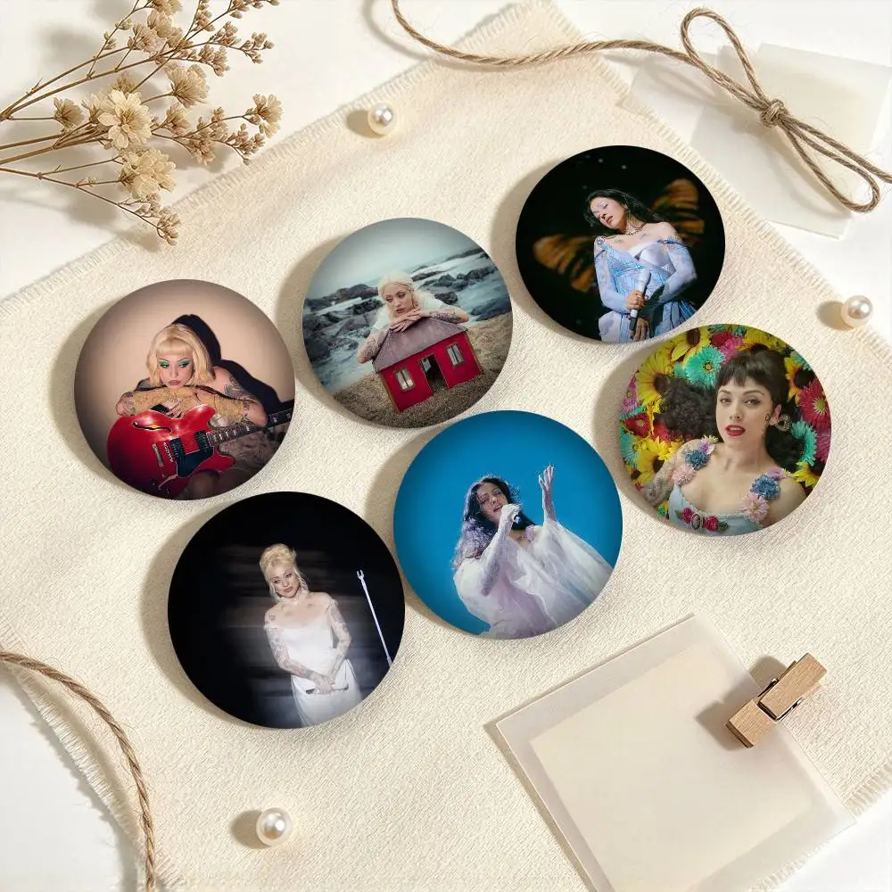 C-Chilean Singer M-Mon Laferte  25mm 32mm 44mm 58mm 75mm Brooches Badges Pins for Accessories Gift