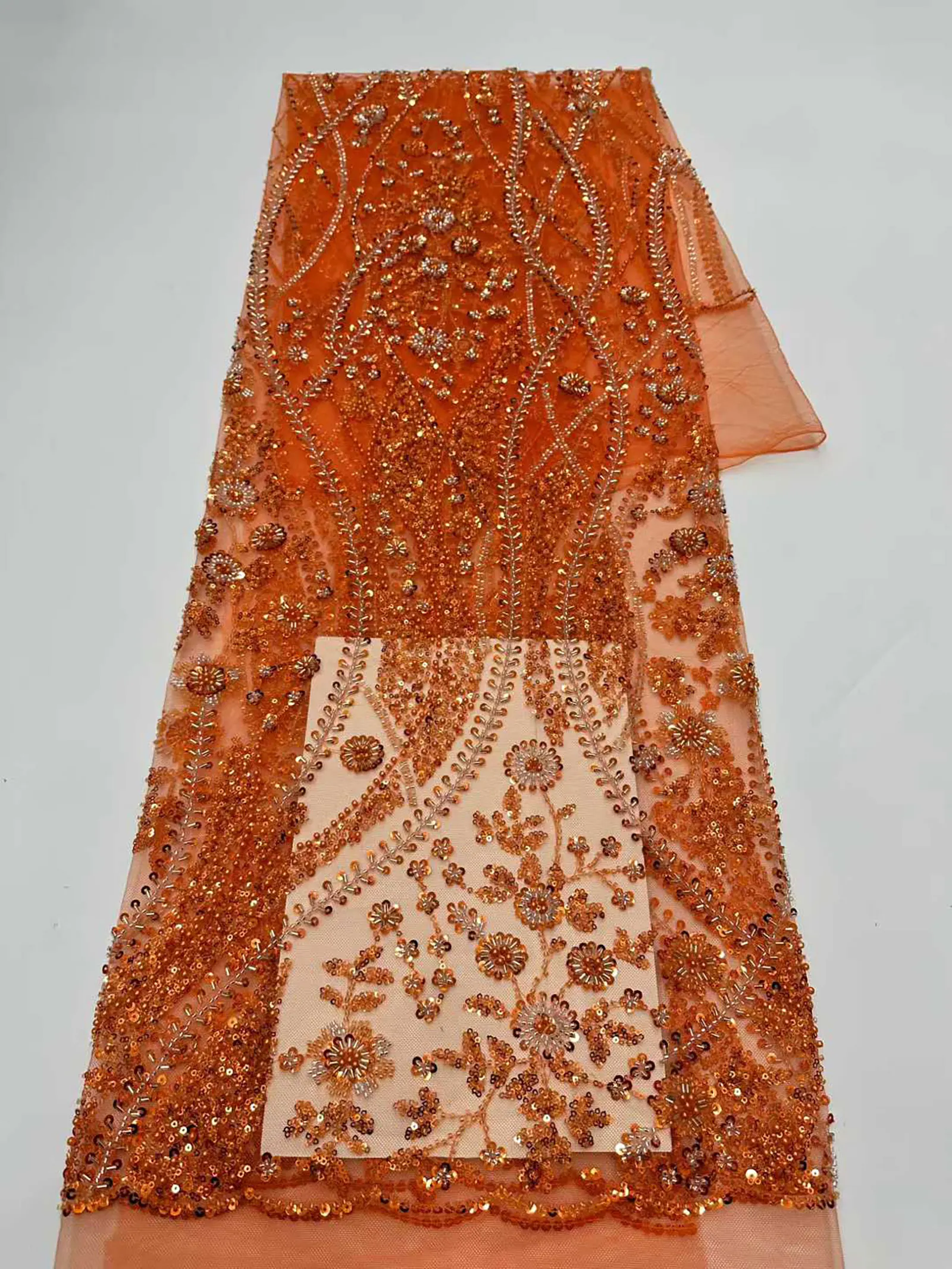 2026 Neues Design Afrikanischer Perlen-Spitzenstoff Hochwertige Französische Pailletten-Spitze Lila Nigerianischer Party-Hochzeitskleid-Stoff zum Nähen – Detail 7