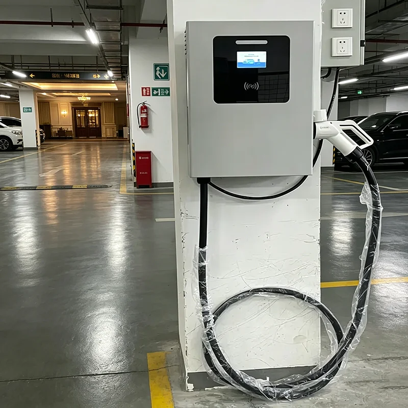 360kW Ultra Fast Level 3 Charger, NACS Compatible DC Station for Large Transportation Hubs