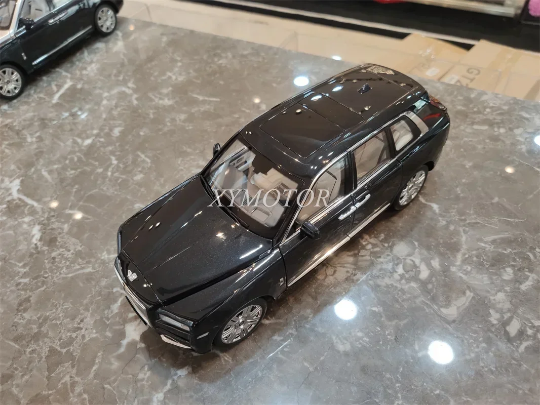 1/18 For Rolls Royce RR Cullinan Alloy Diecast Model Car Boys Girls Gifts Collection Display Ornaments Black/Black silver/Green