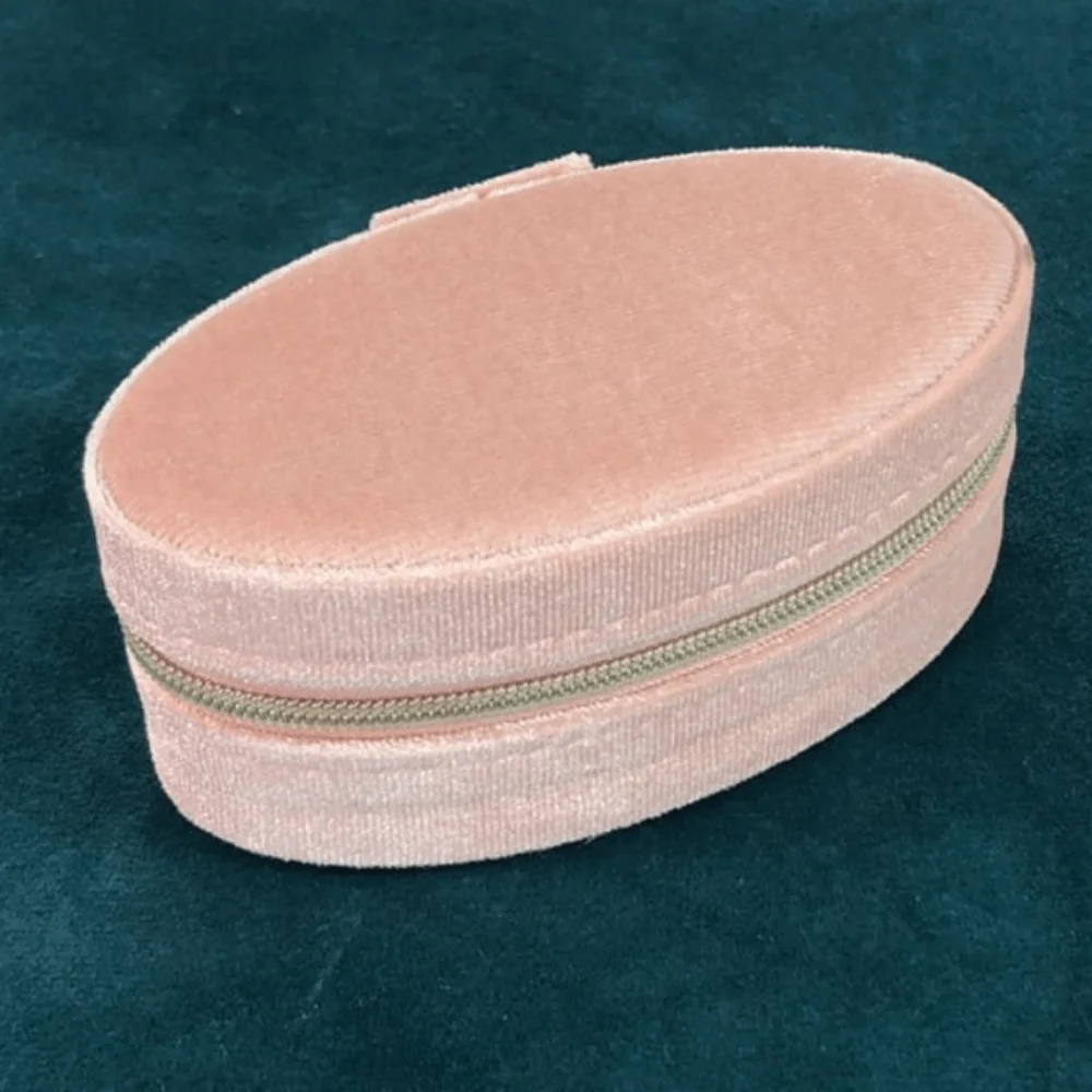 Portable Oval Velvet Jewelry Box Divided Compartments Zipper Closure Travel Jewelry Case Velvet with Lid Mini Jewelry Box