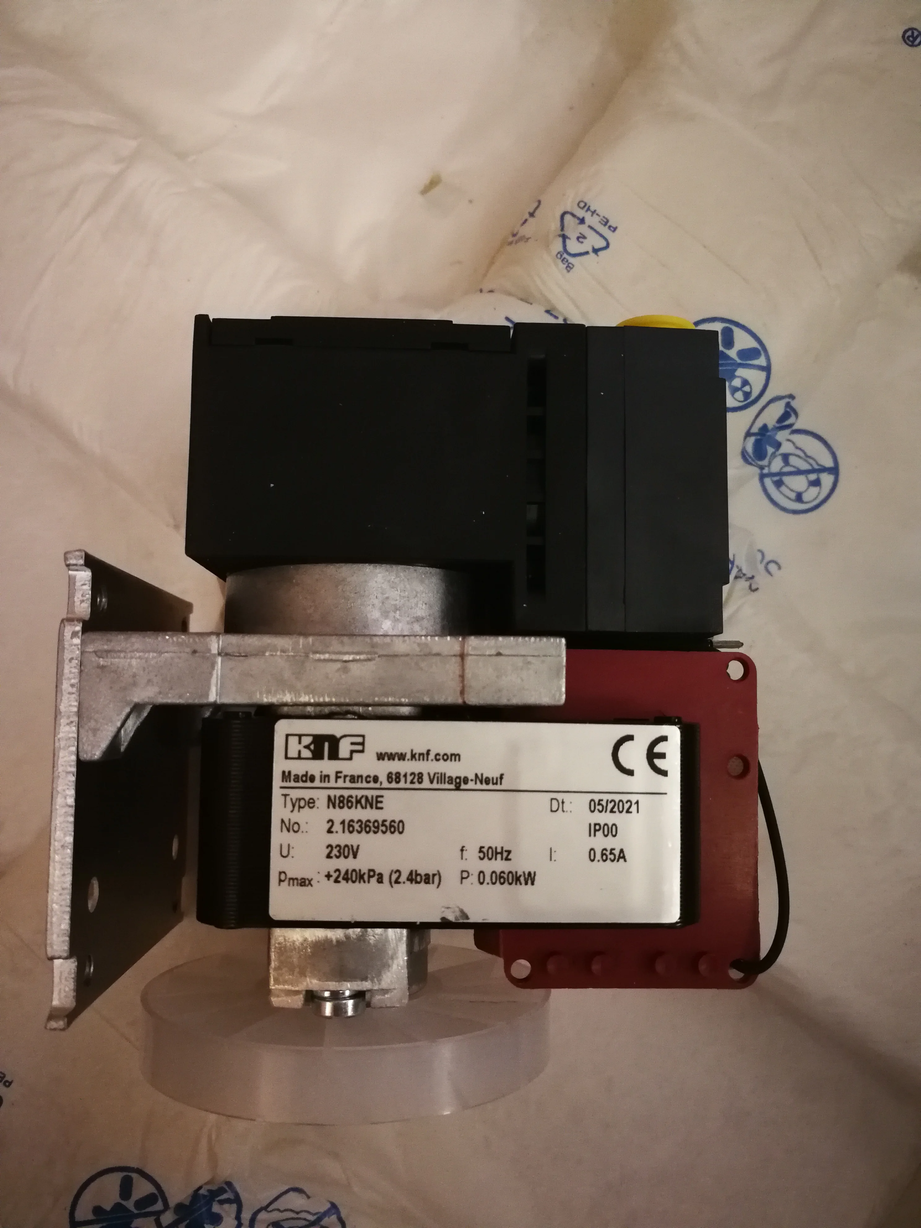 

N86KNE Germany KNF N86KTE BY208A vacuum pump S0306-A0101-001