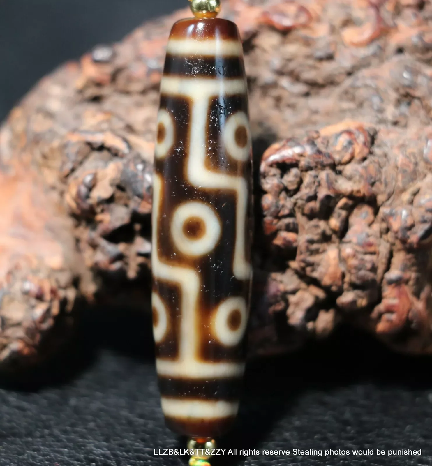 Energy Tibetan Old Oily Agate Ivory Color 9 Eye Kingdom Symbol dZi Bead Amulet Pendant