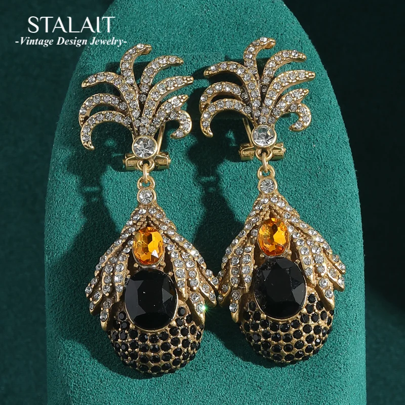 

Vintage Pineapple Black Crystal Earrings Drop Dangle Antique Gold Color Rhinestones Feather Woman Luxury Wedding Party Jewelry
