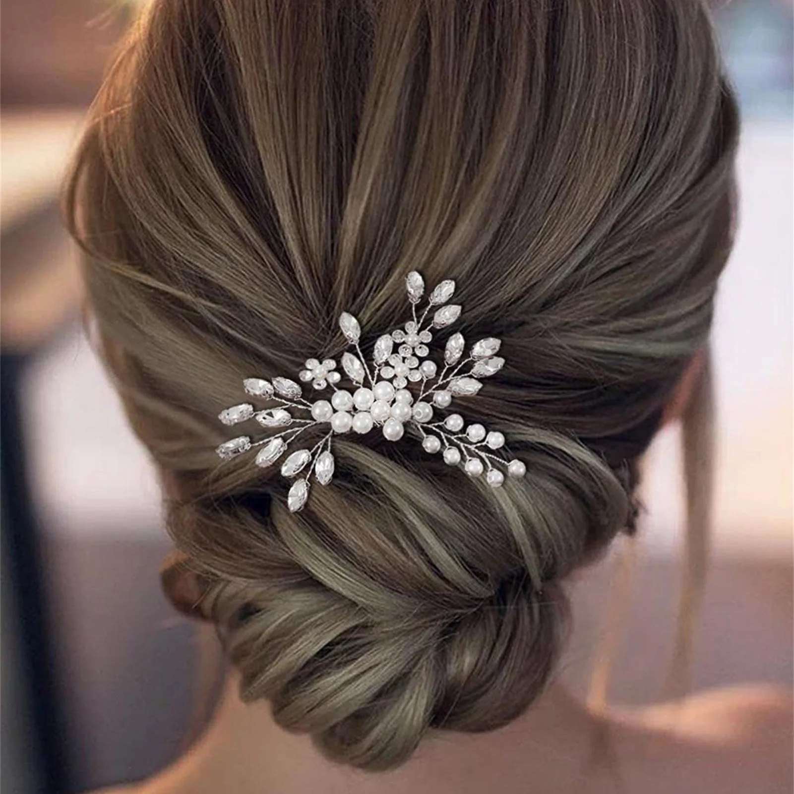 Bridal Hair Comb Handmade Flower Pearls Hair Comb Wedding Hair Accessories Ornaments Trendy Bride Headpiece Tiara for Women