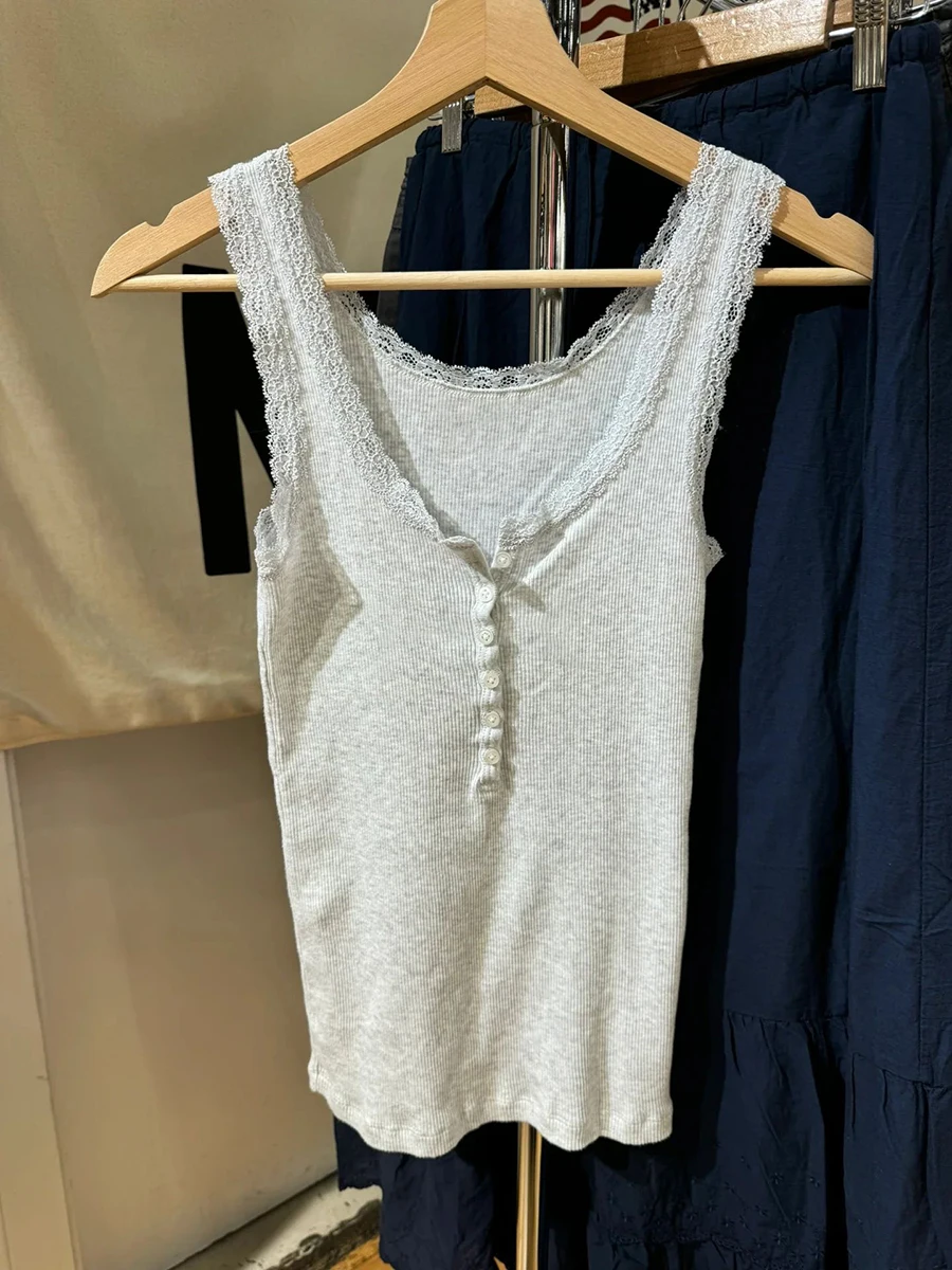 Solid Lace Trim Ribbed Tank Top Women Spring Buttons Cotton Slim Chic U Collar Sleeveless Camis Sweet Simple Basic Vest Y2K Tops
