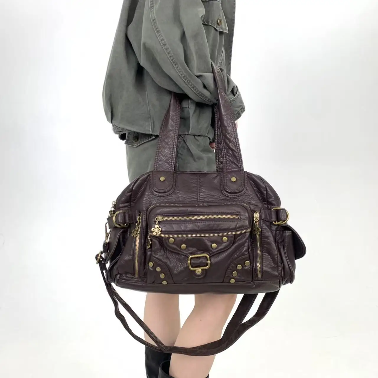 

Y2K retro multi pocket rivet women's tote bag, large capacity personalized street crossbody shoulder bag