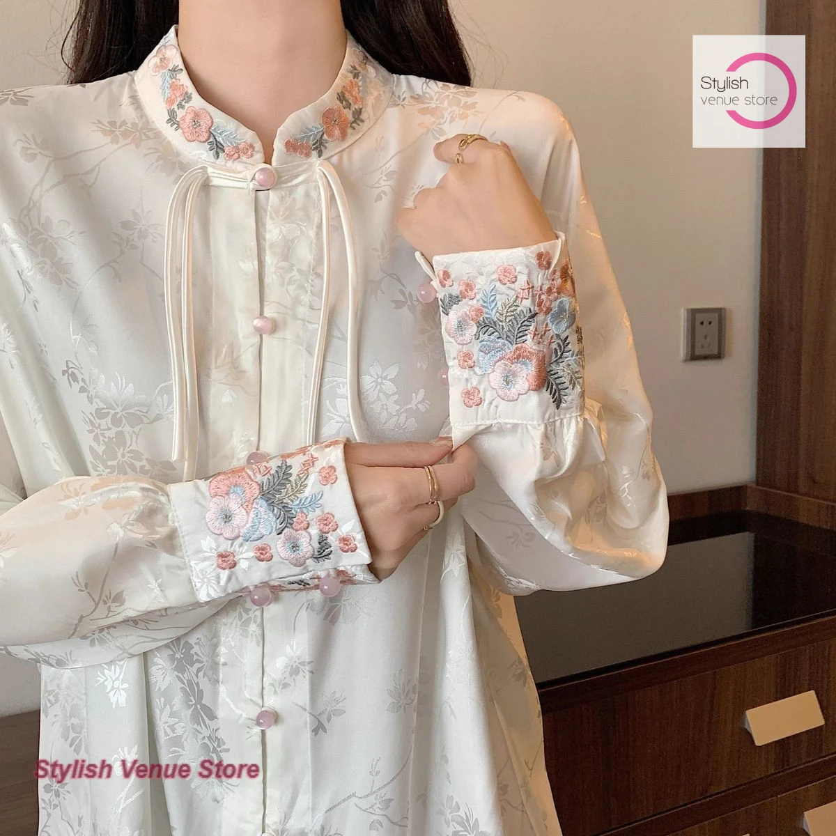 

Chinese national style stand-up collar shirt women's spring and autumn design sense embroidery loose casual long-sleeved shirt