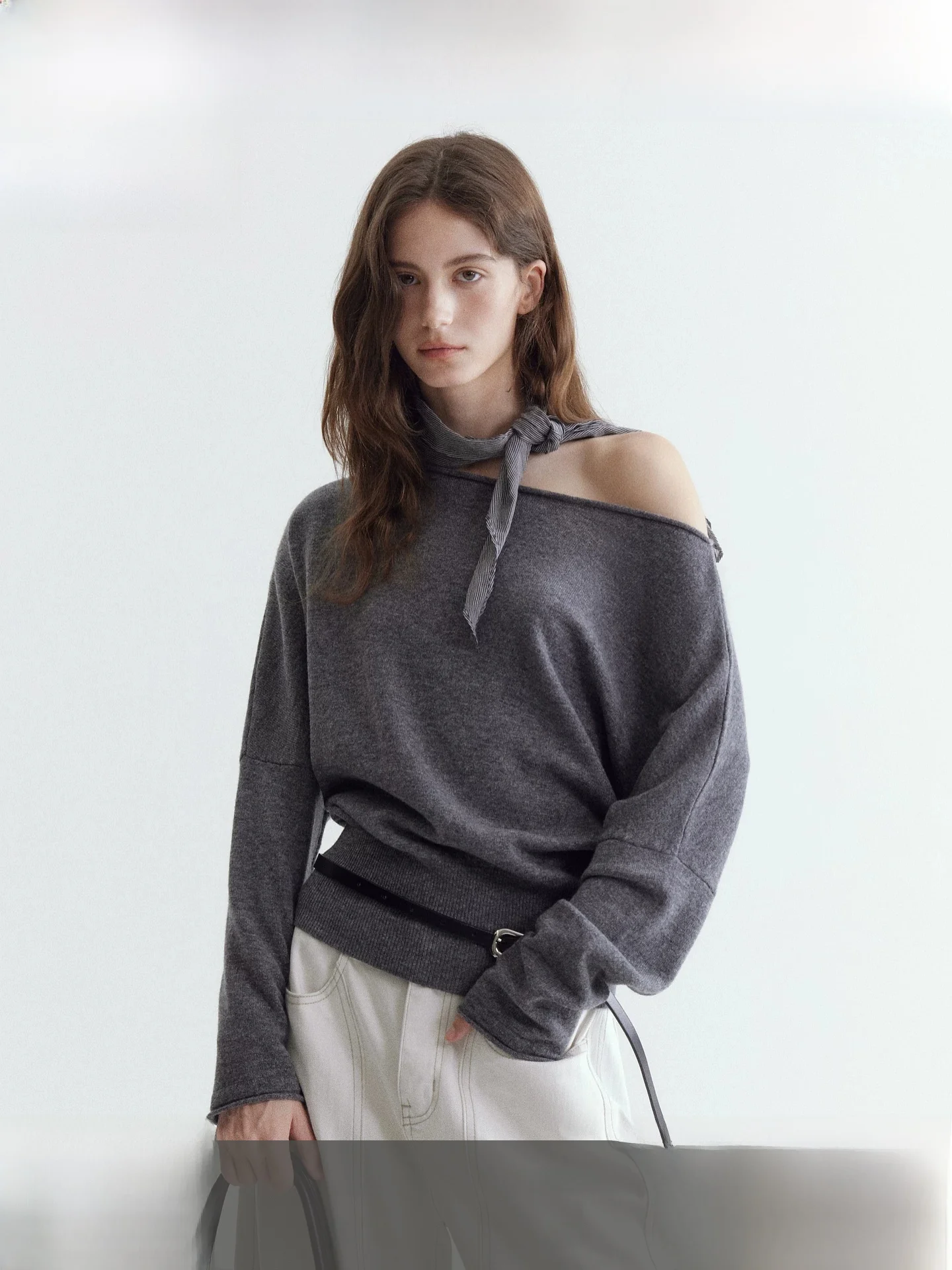 

Fano Lazy Atmosphere Knitted Top Women's Loose Fit Long Sleeve High Waist Sheep Wool Comfortable Spicy Girl Design Spring Fas...