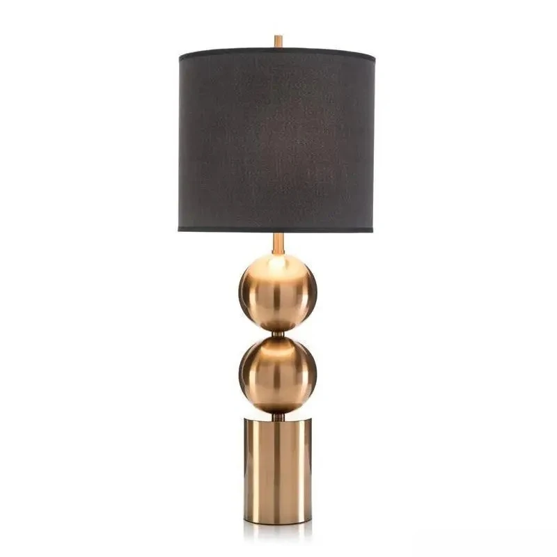 Luxury Metal Table Lamp Creative design Table Lamp Modern Simple Golden Bedroom Model Room Villa Guest Room Cloth Cover Lamp