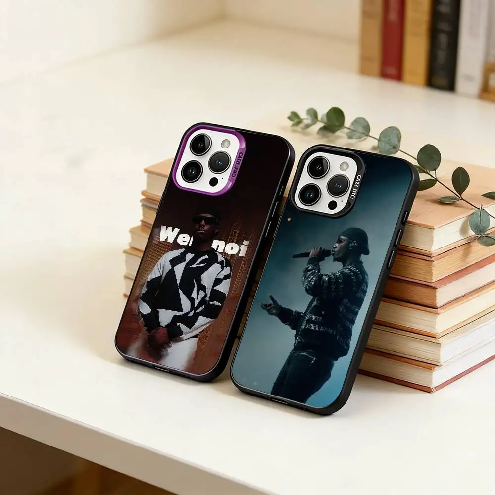 

Singer-Diamant Noir Phone Case For iPhone 17,16,15,14,13,12,11 Plus,Pro Max,XS,Colored Silver Plated Inside Cover