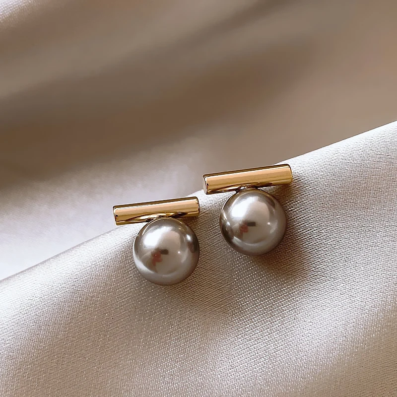 New Design Korean Retro Temperament Gray Pearl Stud Earrings For Women Fashion Elegant Metal Jewelry Accessories