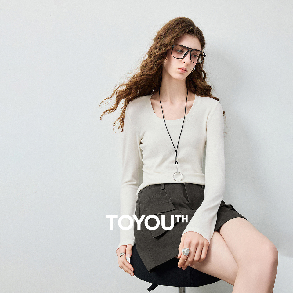  TOYOUTH Women's Wool Blend U Neck Waist Fitted T Shirt 2026 Fall New Arrival Mochi Soft Intellectual Chic Base Layering Top 